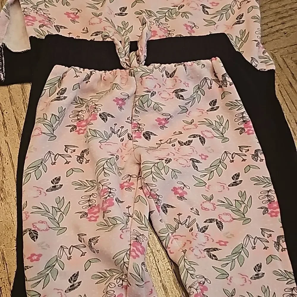 4T floral long sleeve pj set Limited Too